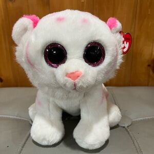 Ty Beanie Baby “Tabor” the Soft Pink & White Tiger (6 inch) with tags. Used
